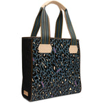 Classic Tote, Danni